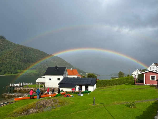 Doppelregenbogen Ruderboote 2024