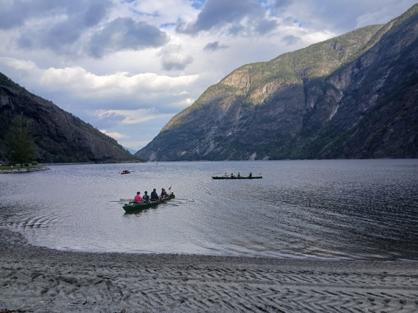 Ruderboote im Laerdalsfjord 2024