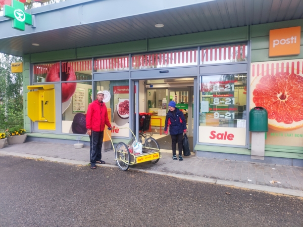 Ruderer beim Shoppen in Savonranta 2023
